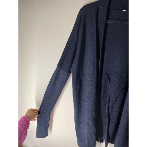 Lululemon Sit In Lotus Wrap Cardigan Navy Blue Merino Wool Blend Size 10 - Picture 3 of 6